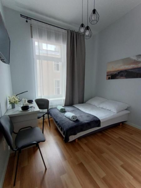 Apartamenty Narutowicza 41, blisko Łódź Fabryczna, dostęp na kod
